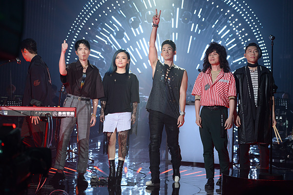 林忆莲《歌手》夺冠，小岳岳“砸场子”砸得不错