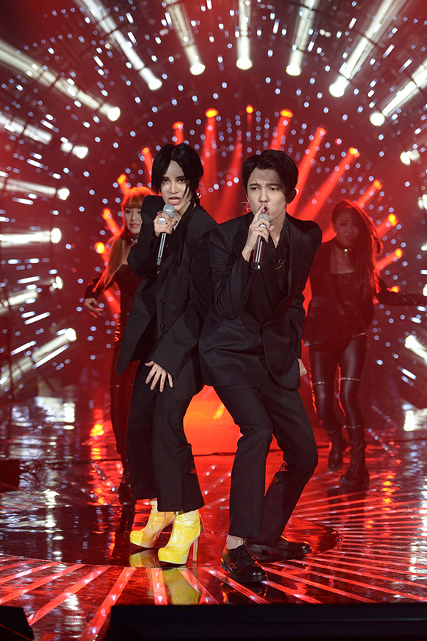 林忆莲《歌手》夺冠，小岳岳“砸场子”砸得不错