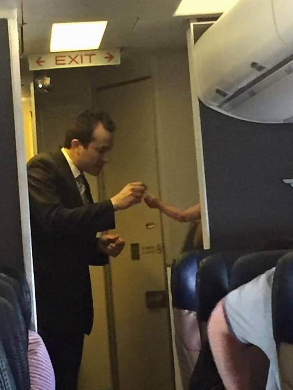 航空公司是否人性化，就看他们如何对待小乘客