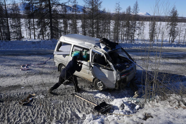 带着12吨食物，我们往西伯利亚的荒凉北方而去
