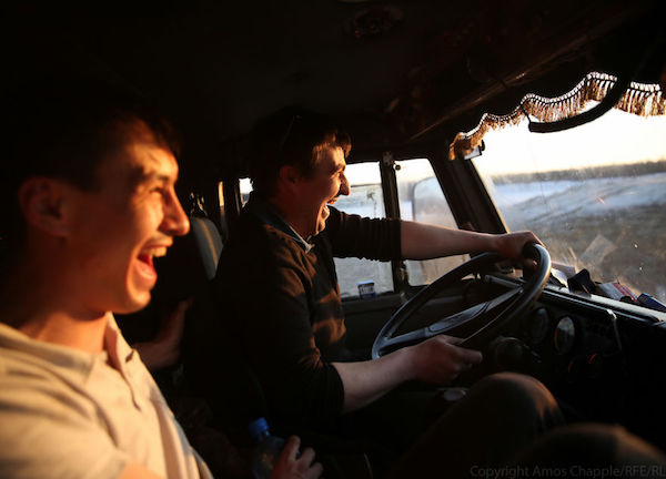带着12吨食物，我们往西伯利亚的荒凉北方而去