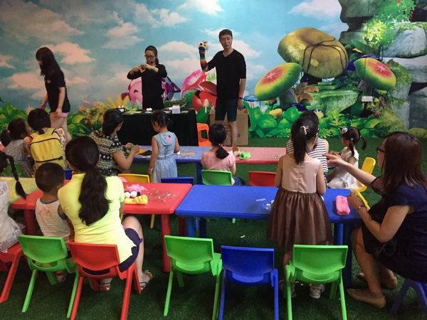 《芝麻街》大鸟叔叔：大人需要学习如何让孩子来指导你