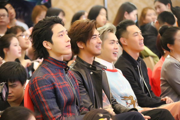 井柏然谈“花少3”：和新伙伴在一起，不毒舌没法生存