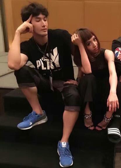 晚安｜郭富城方媛大婚，岳父说听着女婿的歌长大