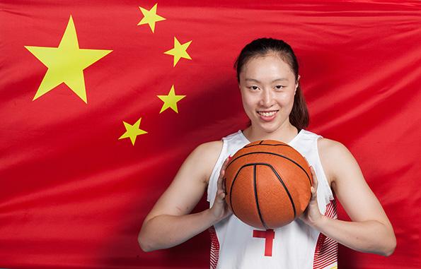 女篮国手邵婷试训WNBA，一个大学生学霸的“逆袭”之路