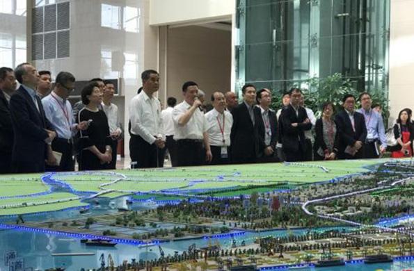 梁振英考察大湾区先访南沙自贸区，团员希望跳出香港主动出击
