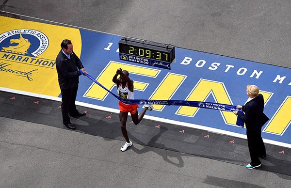 集合这群顶级专家，人类向“马拉松破两小时”发起挑战