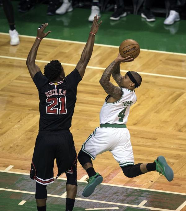 公牛会上演“黑八奇迹”吗，不禁佩服詹姆斯和骑士的智慧