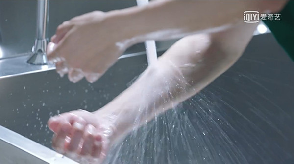 《外科风云》的重点是“风云”不是“外科”