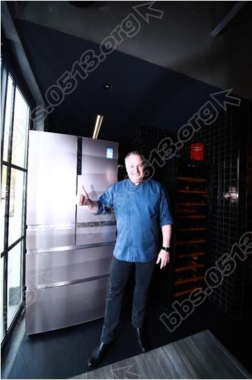 卡萨帝相关负责人表示,卡萨帝冰箱细胞级养鲜能有效防止营养流失,还原