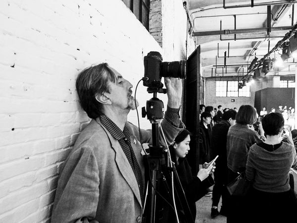 时装周忙坏了一批人，可他们到底在忙什么