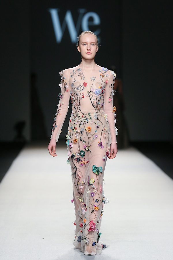 时装周忙坏了一批人，可他们到底在忙什么