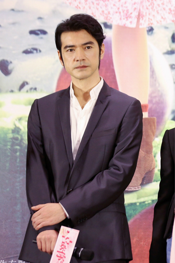 当“霸道总裁”金城武遇到“脱线发挥”周冬雨