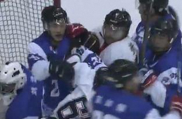 中国冰球协会回应斗殴事件：依法依规严肃处理赛场违规行为