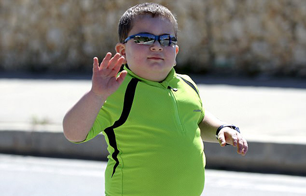 如果你不懂运动的意义，就看看这“可能活不过20岁”的小胖