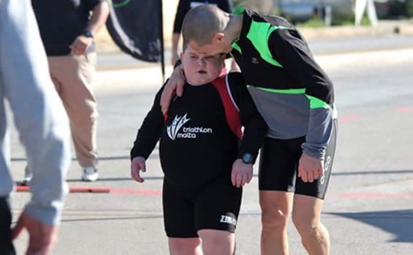 如果你不懂运动的意义，就看看这“可能活不过20岁”的小胖