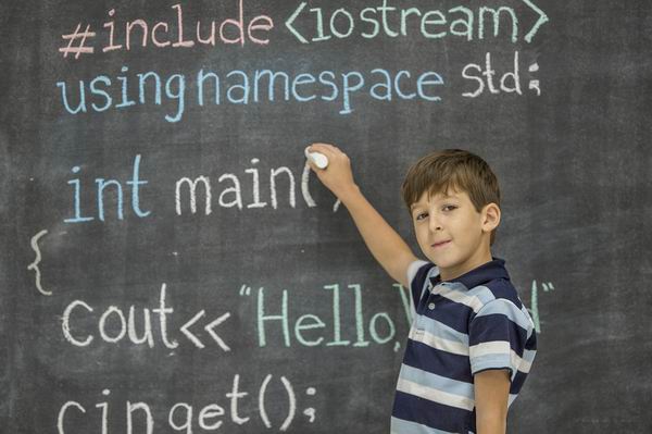 学编程不是越早越好，具备一定的数学和阅读能力很重要