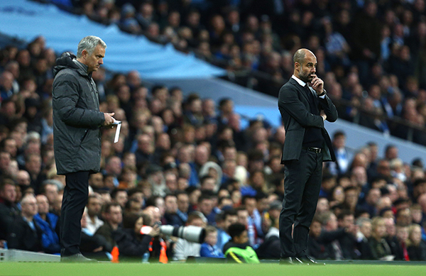 穆里尼奥再战瓜迪奥拉，曼市德比没人吃红牌怎么行