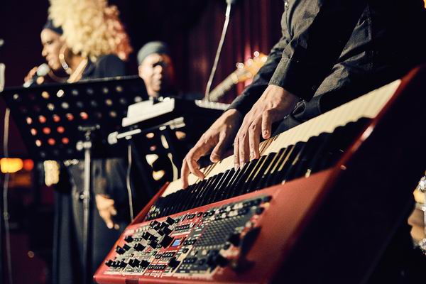 悠闲小长假，从中午开始