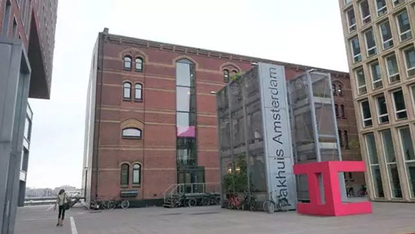 “公平手机”大战“血汗工厂”：科技如何为社会公平服务？