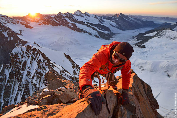 “瑞士机器”命断珠峰，而我又想起了珠峰那些“遗体路标”