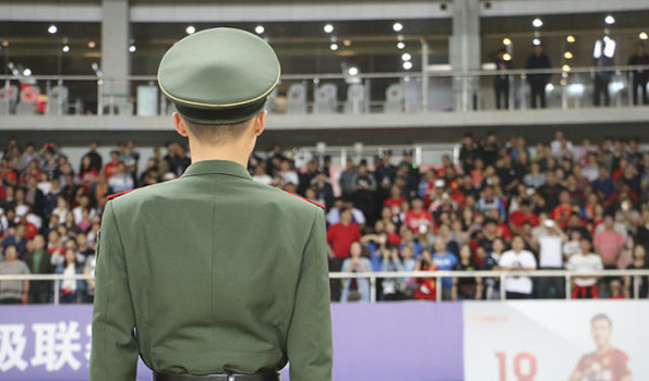 图集｜隐秘而伟大！每场中超，这些“小人物”都在默默付出