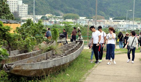 五一内地访港客微升3.7%，香港靠自由行赢回内地游客的心