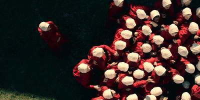 《使女的故事》：当女人成了带腿的子宫