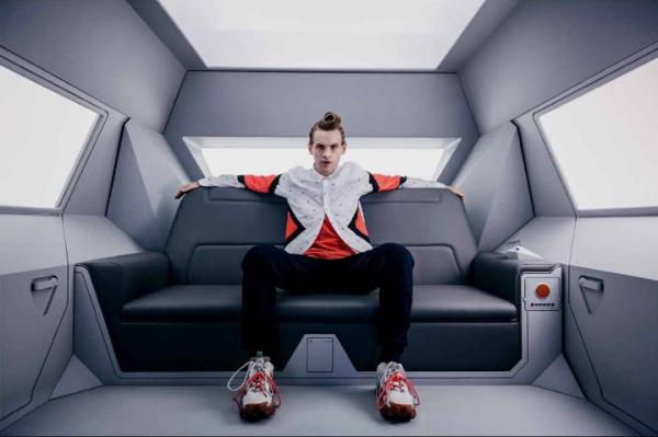 美剧《美国众神》简直就是把同名小说当做了剧本