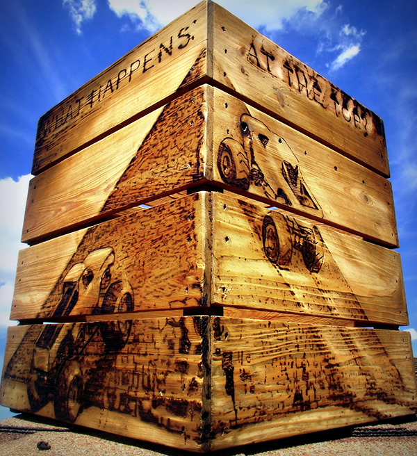 趣看｜放大镜晒个日光浴会怎样？答案全在画作里