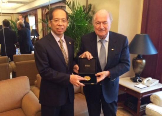 中国足协一年造访30多个国家地区，正为申办世界杯做铺垫