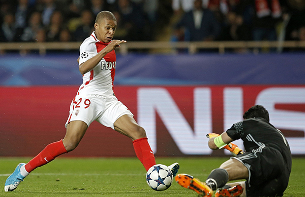 39岁布冯欧冠621分钟不丢球：希望人们看到我离开会伤心