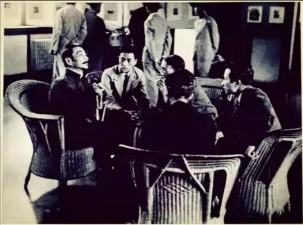 “毕竟不算太坏，还可以吃吃考非”：海派文化里的咖啡味道