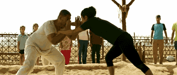 《摔跤吧！爸爸》：主流价值观电影也能热血动人