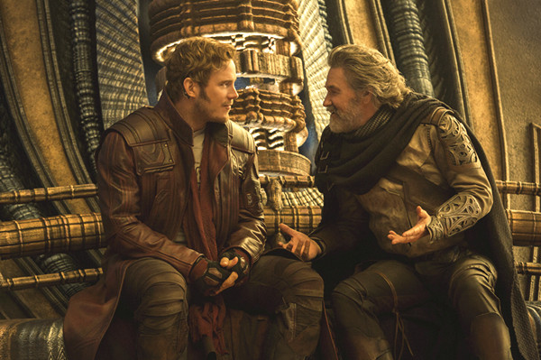 《银河护卫队2》：我们吵架爆粗偷东西，但我们拯救世界