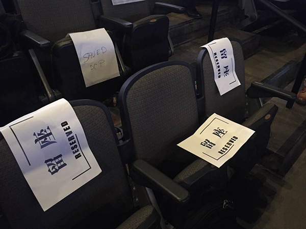 巴菲特股东大会玄机：你只要这样做就有当面向股神提问的机会