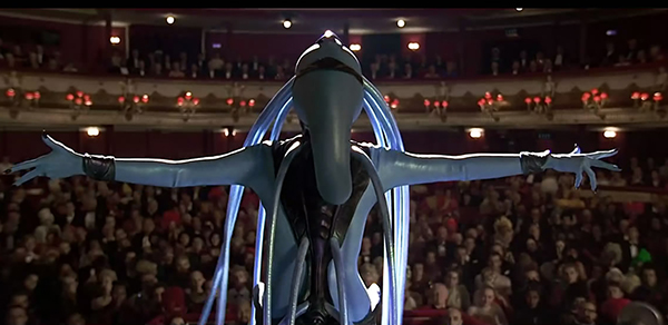 这部科幻片诞生在二十年前，但现在依然没有过时