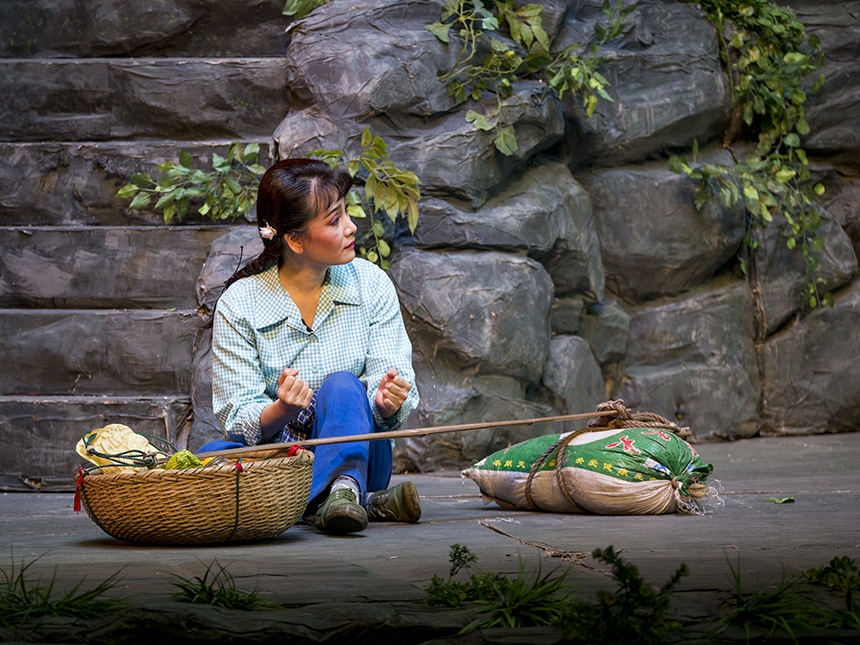 挑山女人8.jpg