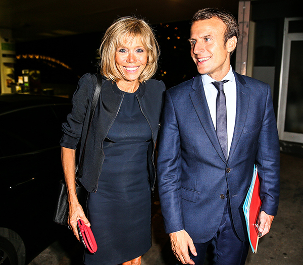 她可能不是法国第一夫人里最美的，但绝对是最自信的