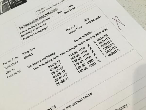 巴菲特的中国朝圣者：组团参会团费15万，王石站台比亚迪