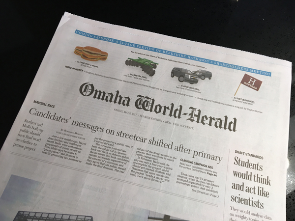 手记｜中国观众攻占奥马哈，巴菲特时刻为自己代言