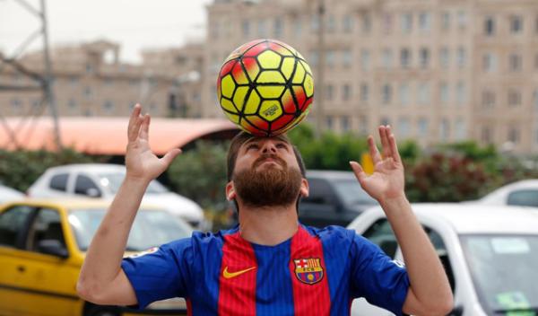 梅西新替身有着落了！因为太像，这个伊朗小伙被请进警察局