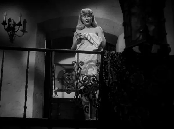 睡不着丨一部教科书级的黑色电影