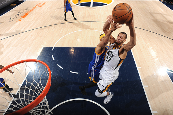 跨越马龙斯托克顿的年代，我们为什么敬佩这支犹他爵士