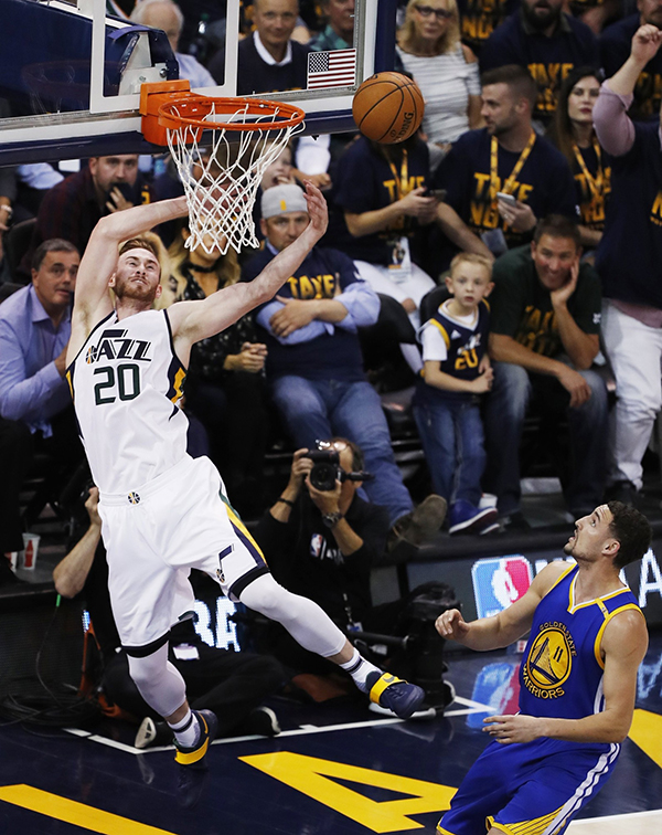 跨越马龙斯托克顿的年代，我们为什么敬佩这支犹他爵士