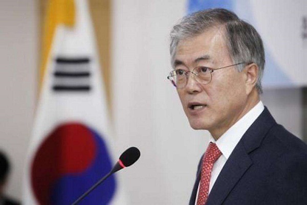 待从头，收拾旧山河：韩国新总统文在寅的历史使命