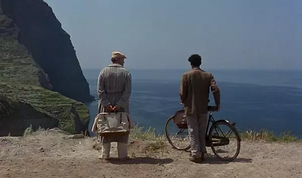 夜半歌声丨诗和海岛，永远在那里