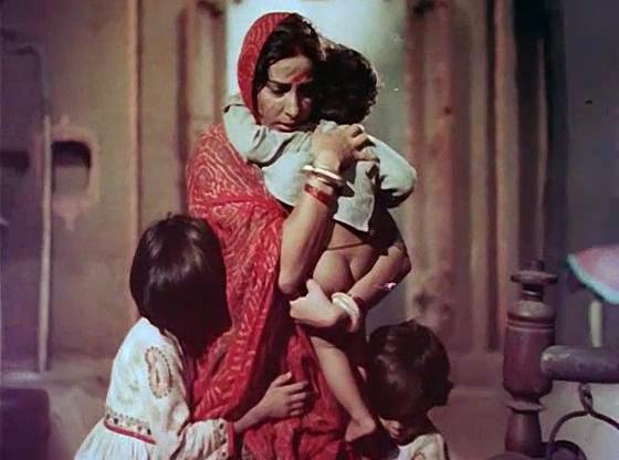 《摔跤吧！爸爸》的背后：印度妇女百年来艰难的平权史