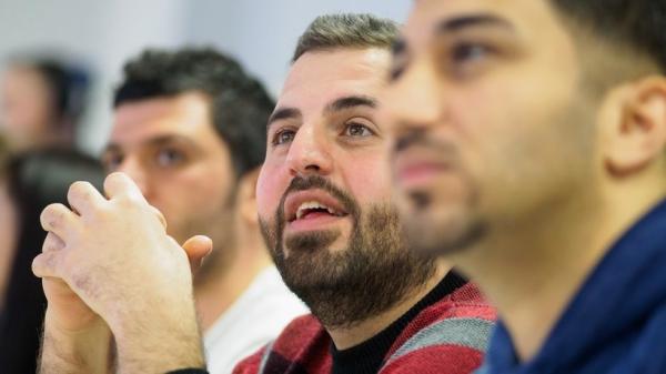 德国内政部长倡导“主导文化”，哈贝马斯指其违反宪法精神