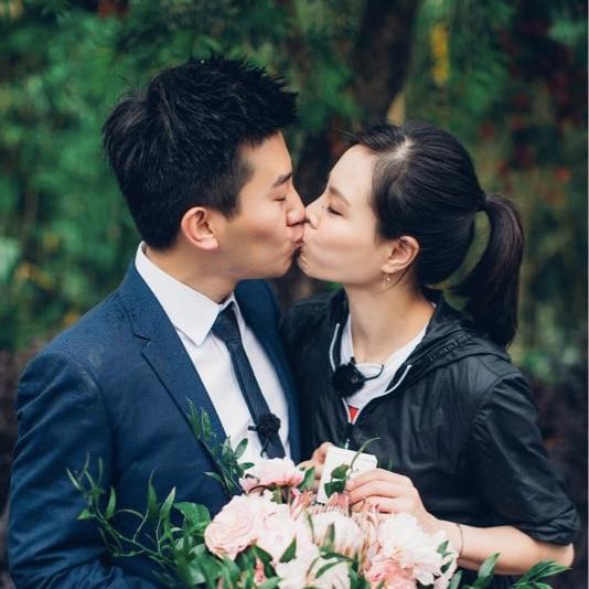 吴敏霞福建罗源县接受求婚，微博写下：因为你，所以我们